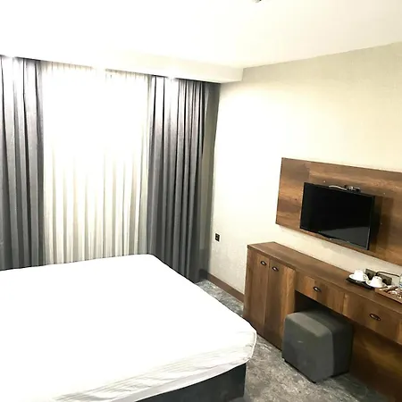 Ξενοδοχείο Airport Express 4*