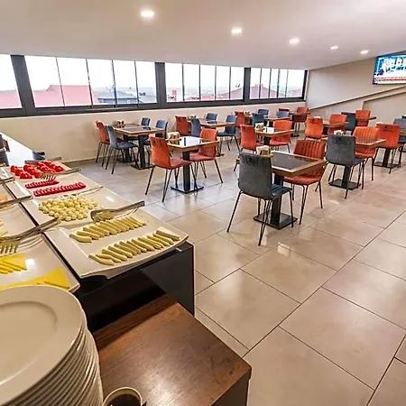 Istanbul Airport Express 4* Arnavutköy